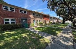 300 CORAL Avenue, Terrytown, LA 70056