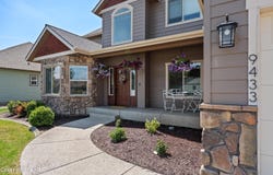 9433 N Justice Way, Hayden, ID 83835