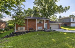 1109 Crestview Way, Goshen, KY 40026