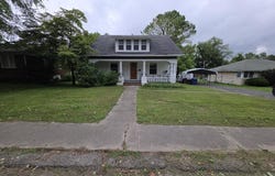 208 Taylor Avenue, Campbellsville, KY 42718