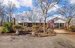 3046 E Main Street Extension, Spartanburg, SC 29307-1225