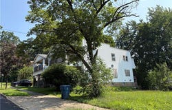2151 8th Street SW, Akron, OH 44314