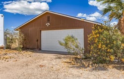 564 S Elfrida Road, Golden Valley, AZ 86413