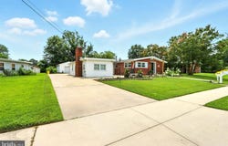 321 GLOUCESTER DRIVE, GLEN BURNIE, MD 21061