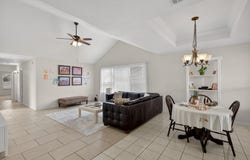 253 Brae Burn Circle, Meadowlakes, TX 78654
