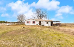 19538 Farm Road 197, Sumner, TX 75486