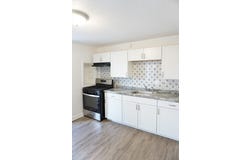 7 Floyd, Lowell, MA 01852