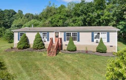 678 Peachtree Hill, Christiansburg, VA 24073