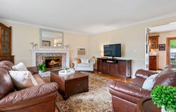 7 Mayflower Court, Centerport, NY 11721