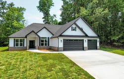 409 Goweli Tr, Vonore, TN 37885