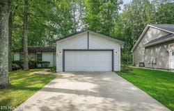 145 Anglewood Drive, Crossville, TN 38558