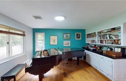 724 Greenville Avenue, Johnston, RI 02919