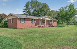 103 E Hill Drive, Johnston, SC 29832