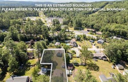 36 Lark Street, Franklin, NH 03235