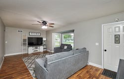 1802 W 5th Avenue, Indianola, IA 50125