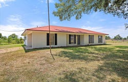 439 New Hope Rd, Mount Olive, MS 39119