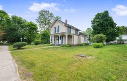 317 W Bridge Street, Big Rapids, MI 49307