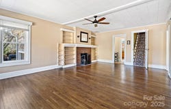 125 Church Street, Black Mountain, NC 28711