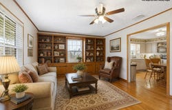 120 & 118 Woodland Avenue, Corsicana, TX 75110