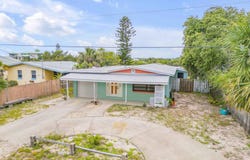 2582 Lakeshore Drive, Flagler Beach, FL 32136