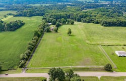 ** E Old Road 30, Warsaw, IN 46582-8123