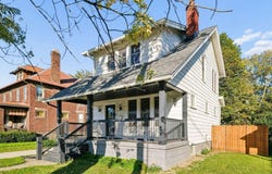 1136 Lockbourne Road, Columbus, OH 43206