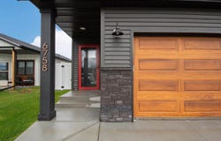 6758 68th Street South, Horace, ND 58047