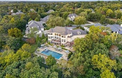 460 NW Riven Rock Circle, Lee's Summit, MO 64081
