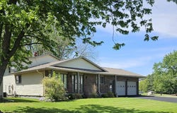312 North Cedar, Abingdon, IL 61410