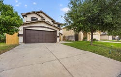 3629 Jose C Santos Dr, Laredo, TX 78041