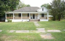 338 W 2Nd St, Prescott, AR 71857