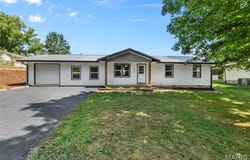 206 Walnut Street, Marble Hill, MO 63764