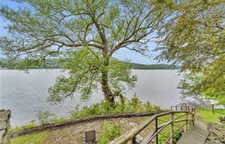 63 Lakeview Drive N, Middlefield, NY 13326