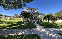 197 N Sturmer Street, Belington, WV 26250