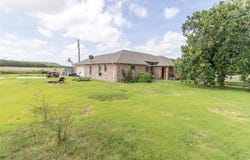 412 Mulberry ST, Lometa, TX 76853