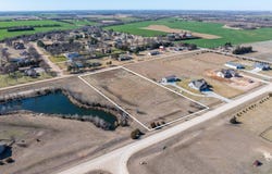 W Siedl Dr, Garden Plain, KS 67050