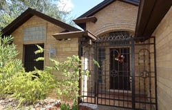 1909 Orange Blossom Lp, LAREDO, TX 78045