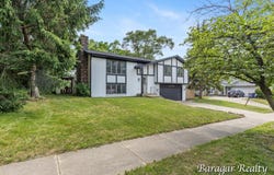 1556 Belmar Drive SE, Grand Rapids, MI 49508