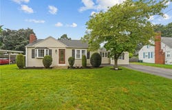 509 Buttonwoods Avenue, Warwick, RI 02886
