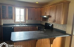 2037 Ivanhoe Road, Ely, IA 52227-9523