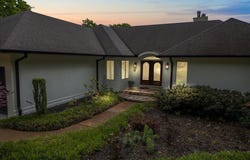 1419 Sunset Drive, Signal Mountain, TN 37377