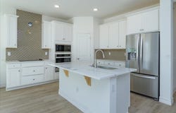 990 FIESTA KEY CIRCLE, LADY LAKE, FL 32159