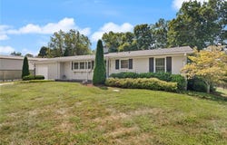 3327 Buffalo Trail, Floyds Knobs, IN 47119