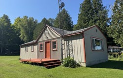 W18572 H-42, Curtis, MI 49820