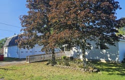 7 Land Street, Skowhegan, ME 04976