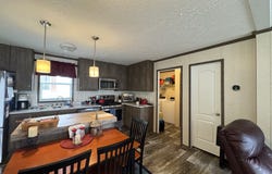 142 Apollo, Flushing, MI 48433