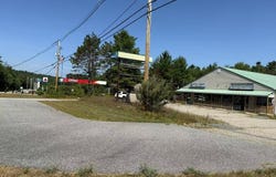 672-674 Spring St, Winchendon, MA 01475