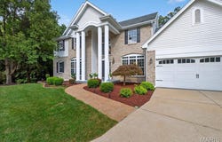 17600 Gardenview Manor Circle, Wildwood, MO 63038