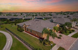 821 CHIPPER DRIVE, SUN CITY CENTER, FL 33573
