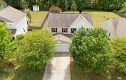 624 Collington Drive, Mebane, NC 27302